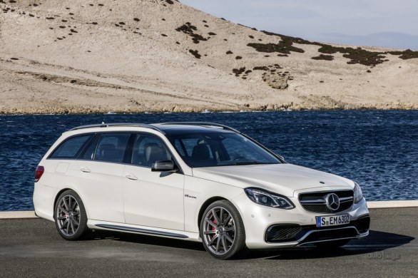 Mercedes E63 AMG: il restyling della berlina sportiva per il 2013