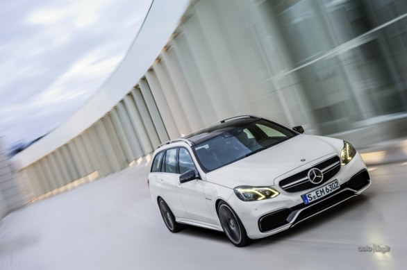 Mercedes E63 AMG: il restyling della berlina sportiva per il 2013