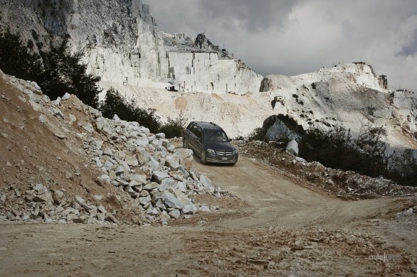 Mercedes GLK MY 2012: il test al 4x4FEST ed alle cave di marmo di Carrara