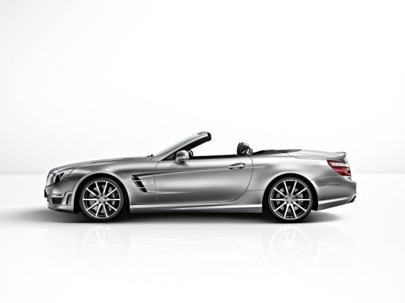 Mercedes SL 63 AMG: nuove foto ufficiali per la r231