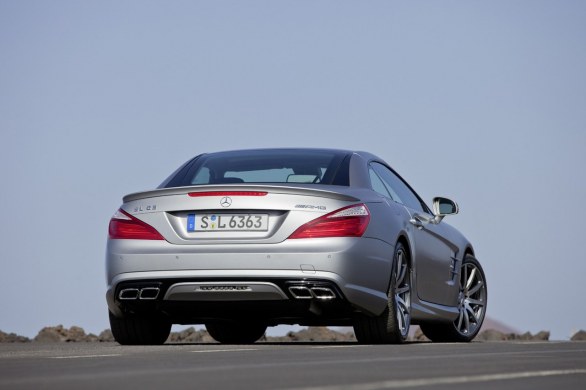 Mercedes SL 63 AMG: nuove foto ufficiali per la r231