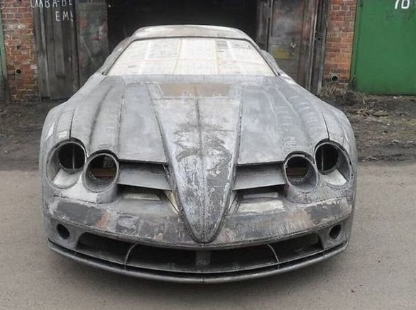 Mercedes SLR: una bizzarra replica proveniente dalla Russia