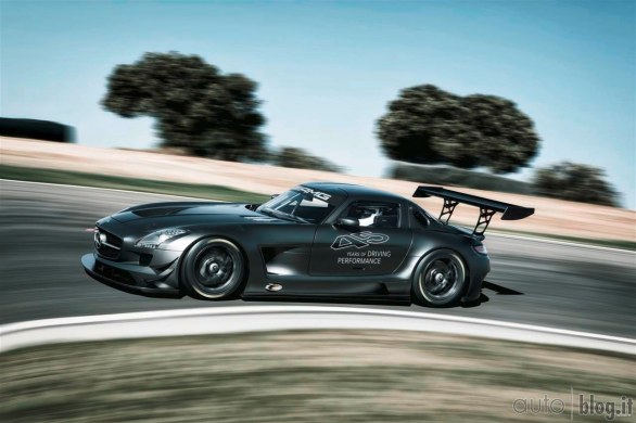 Mercedes SLS AMG GT3 \