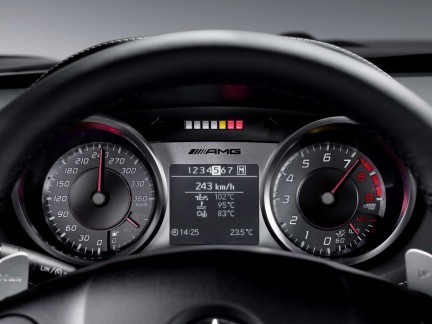 Mercedes SLS AMG: la gallery completa