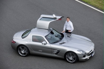Mercedes SLS AMG: nuove foto ufficiali
