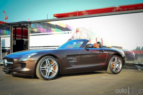 Mercedes SLS AMG Roadster: le nostre foto dall'evento Ducati Streetfighter 848