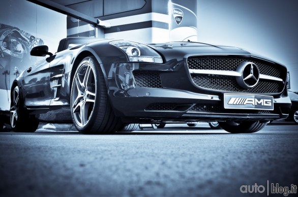 Mercedes SLS AMG Roadster: le nostre foto dall'evento Ducati Streetfighter 848