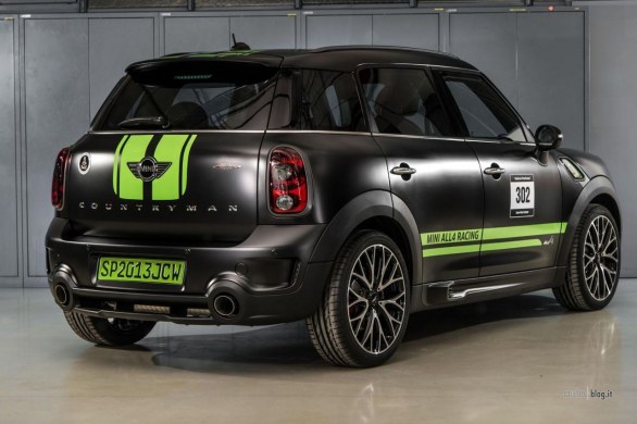 MINI John Cooper Works Countryman ALL4 Dakar