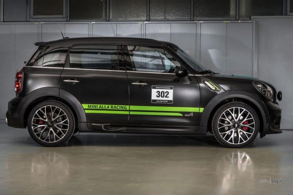 MINI John Cooper Works Countryman ALL4 Dakar