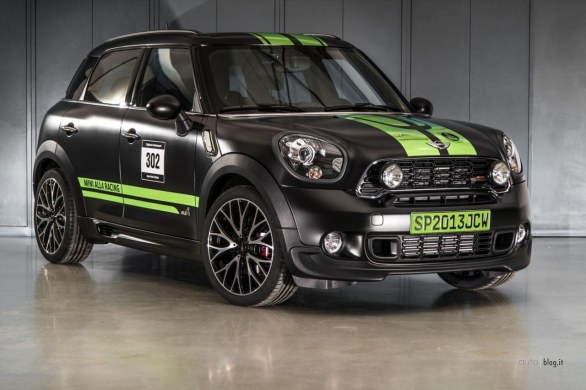 MINI John Cooper Works Countryman ALL4 Dakar