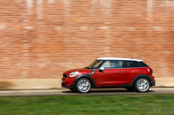 Mini Paceman: la nostra prova su strada della Mini Cooper S Paceman