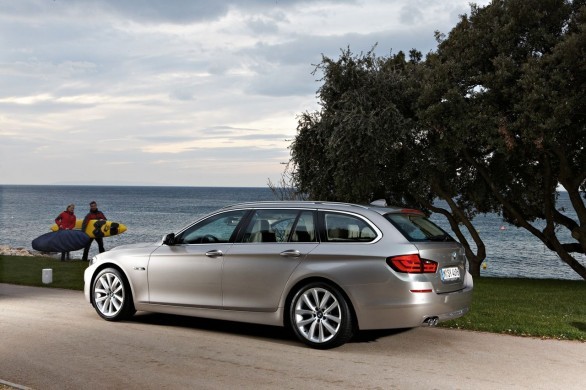 nuova Bmw Serie 5 Touring - immagini ufficiali