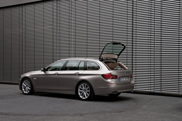 nuova Bmw Serie 5 Touring - immagini ufficiali