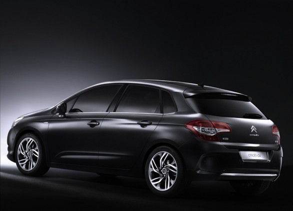 Nuova Citroen C4