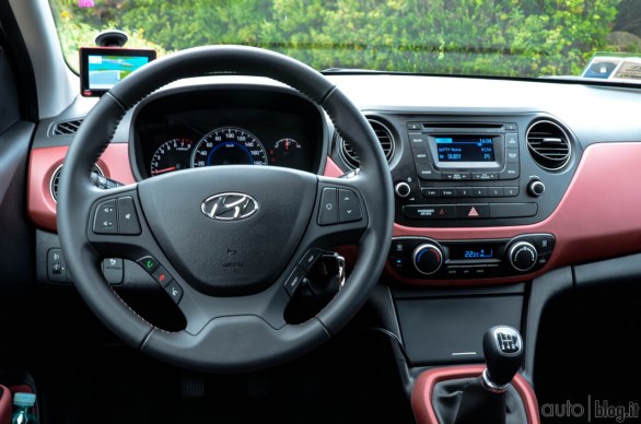 Nuova Hyundai i10: prezzi e prova su strada