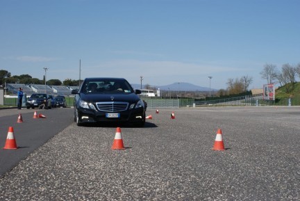 Nuova Mercedes Classe E: la prova su strada