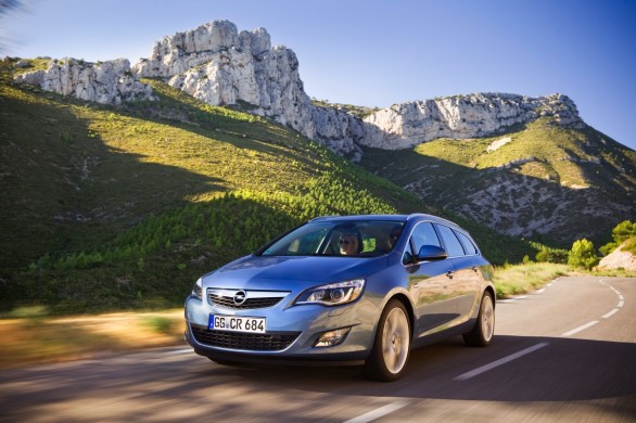Nuova Opel Astra Sport Tourer