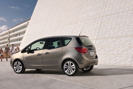 Nuova Opel Meriva: ancora foto ufficiali