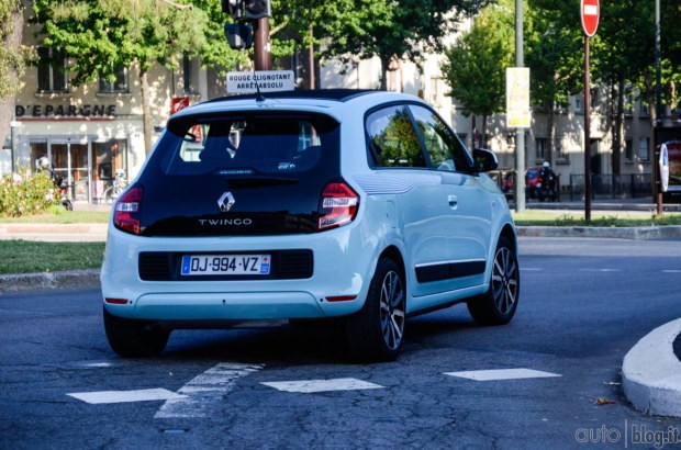 Nuova Renault Twingo 2015: prova su strada