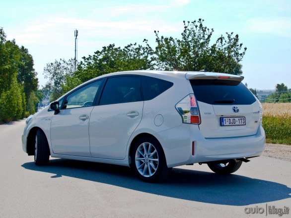 Nuova Toyota Prius+: l\\'MPV ibrido della famiglia Prius