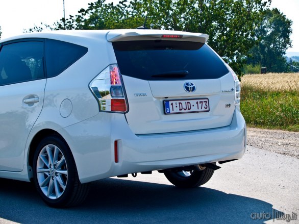 Nuova Toyota Prius+: l\\'MPV ibrido della famiglia Prius