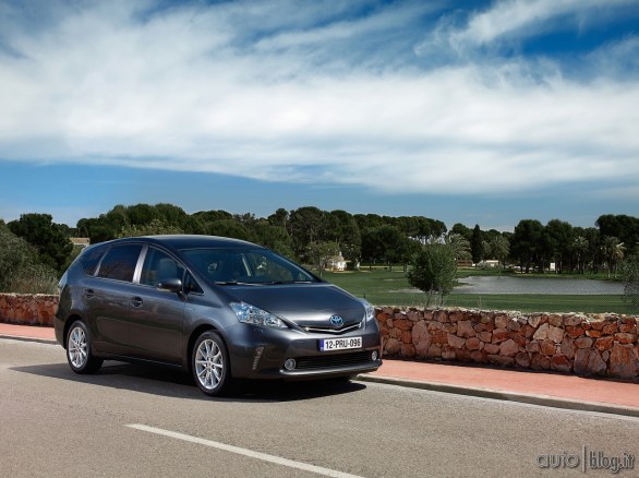 Nuova Toyota Prius+: l\\'MPV ibrido della famiglia Prius