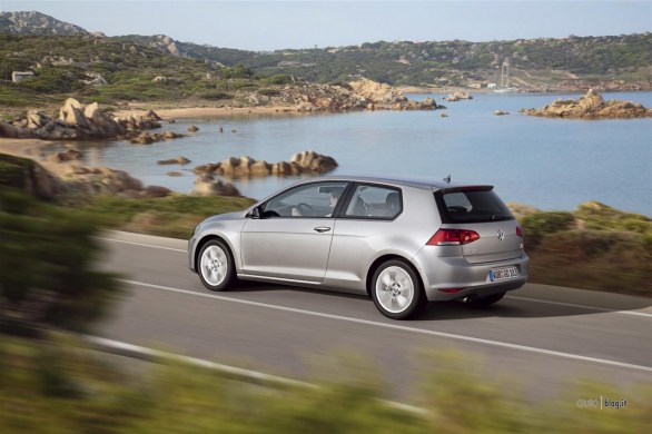 Nuova Volkswagen Golf 7