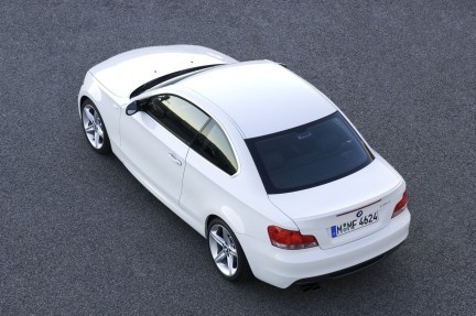 Nuove BMW 135i Coupé e Cabrio