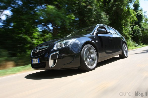 Opel Insignia Sports Tourer OPC: il test di Autoblog