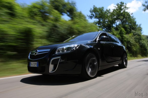 Opel Insignia Sports Tourer OPC: il test di Autoblog