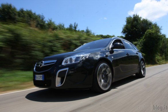 Opel Insignia Sports Tourer OPC: il test di Autoblog