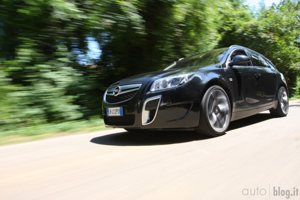 Opel Insignia Sports Tourer OPC: il test di Autoblog