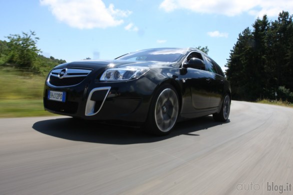 Opel Insignia Sports Tourer OPC: il test di Autoblog