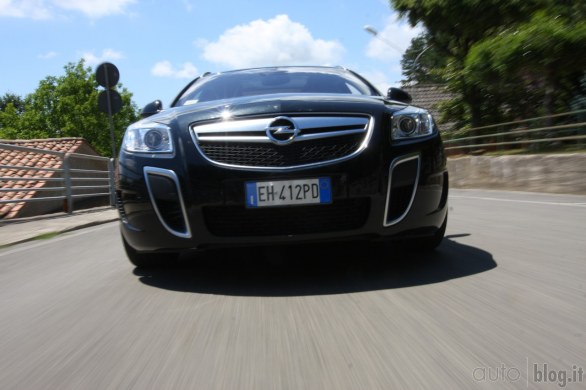 Opel Insignia Sports Tourer OPC: il test di Autoblog