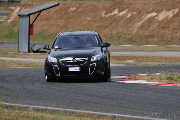 Opel Insignia Sports Tourer OPC: il test di Autoblog