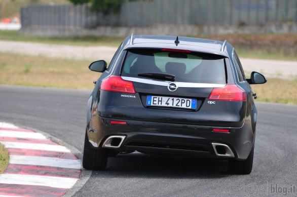 Opel Insignia Sports Tourer OPC: il test di Autoblog