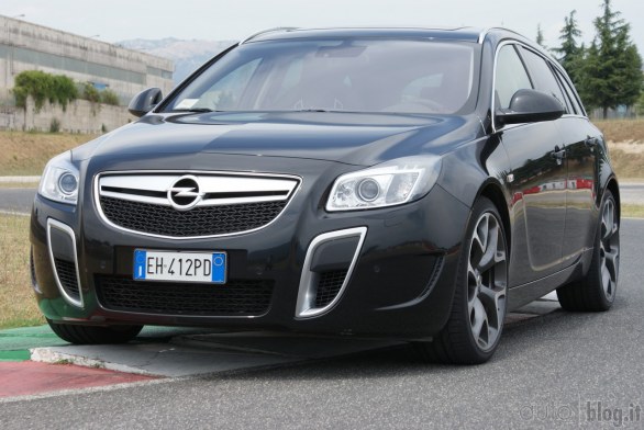 Opel Insignia Sports Tourer OPC: il test di Autoblog