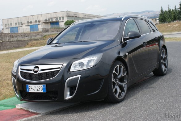 Opel Insignia Sports Tourer OPC: il test di Autoblog