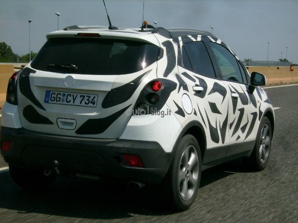 Opel Mokka, prime foto su strada di un nostro lettore