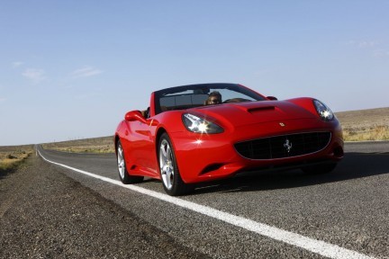 https://www.autoblog.it/post/15860/parigi-2008-il-programma-ferrari-one-to-one-arriva-anche-per-la-599-gtb