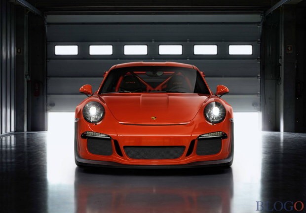 Porsche 911 GT3 RS: nuove foto ufficiali