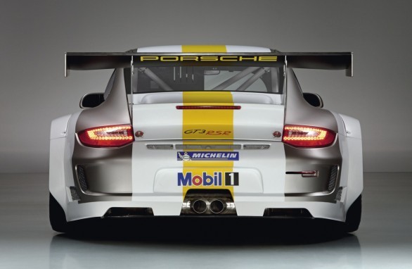Porsche 911 GT3 RSR 2011