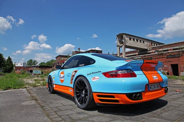 Porsche 911 Turbo: Cam Shaft la trasforma in Gulf