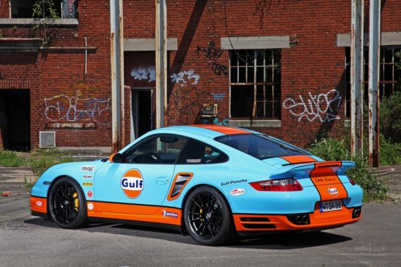 Porsche 911 Turbo: Cam Shaft la trasforma in Gulf