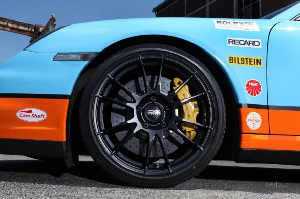 Porsche 911 Turbo: Cam Shaft la trasforma in Gulf