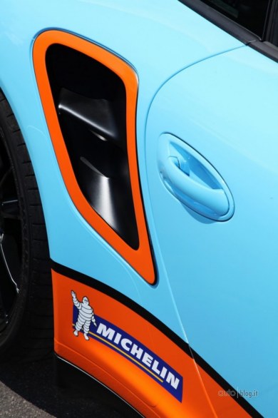 Porsche 911 Turbo: Cam Shaft la trasforma in Gulf