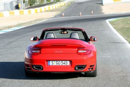 Porsche 911 Turbo restyling - nuove immagini ufficiali