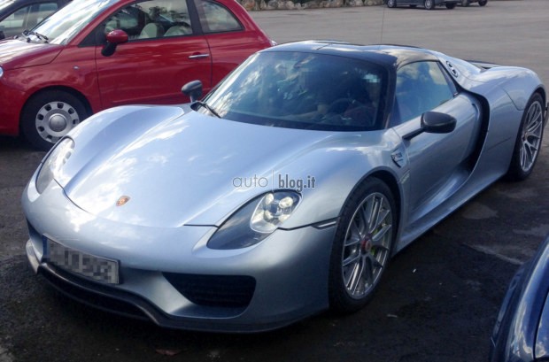 Porsche 918 Spyder: nuove foto dalla Puglia