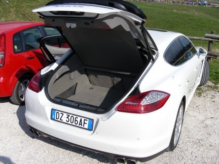 Porsche Panamera: la nostra prova su strada
