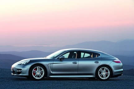 Porsche Panamera_official